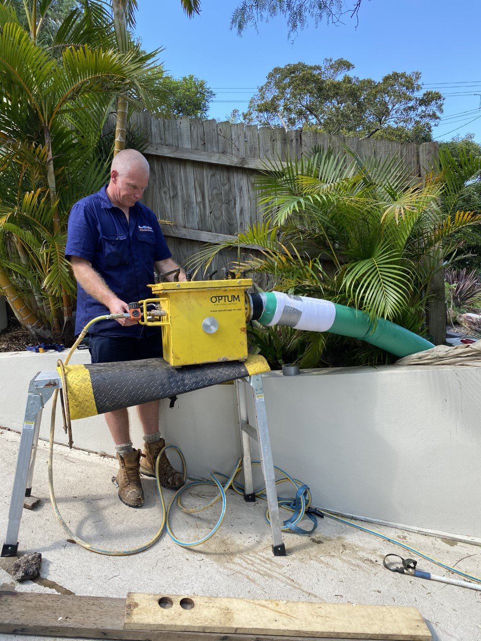 Pipe relining 150mm sewer line by Revolutionpiperelining.com.au