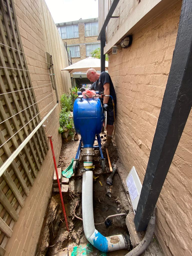 Signs it’s Time to Call the Pipe Relining in Sydney Experts